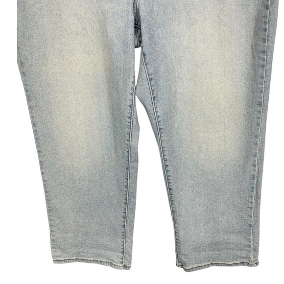 Levi's Ribcage Straight Leg Jeans Size 18W - Picture 4 of 10